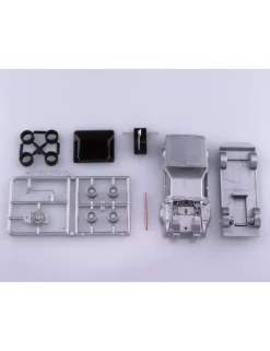 Aoshima Movie Mecha Series 11 Back To The Future DeLorean 1/43 Scale Model Kit