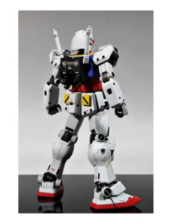 Bandai Master Grade MG 1/100 Mobile Suit Gundam RX-78-2 Gundam Ver.Ka