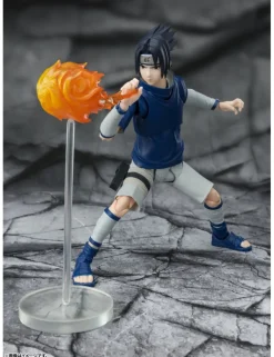 Bandai S.H. Figuarts Naruto Sasuke Uchiha A Genius Ninja with Uchiha Blood