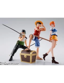 Bandai S.H. Figuarts One Piece Roronoa Zoro Romance Dawn