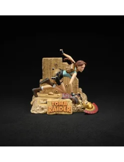 Dark Horse Tomb Raider Lara Croft Classic Era