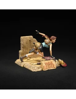 Dark Horse Tomb Raider Lara Croft Classic Era