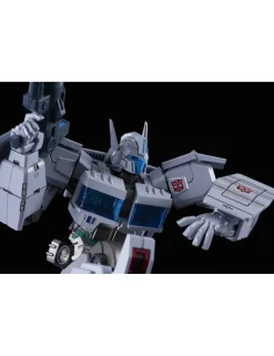 Flame Toys Model Kit Series Transformers Ultra Magnus IDW Version