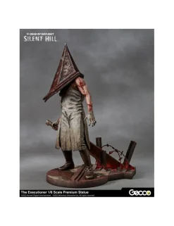 Gecco Silent Hill x Dead by Daylight The Executioner Premium Statue 1/6 Scale