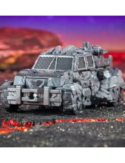 Hasbro Transformers Generations Legacy Magneous