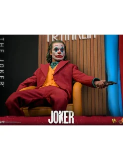 Hot Toys Joker 1/6 Scale Collectible Figure