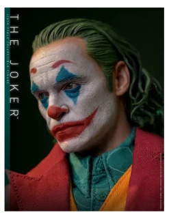 Hot Toys Joker 1/6 Scale Collectible Figure