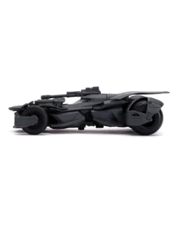 Jada Toys Diecast Model 1/32 Scale Justice League Batmobile with Figure