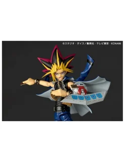 Kaiyodo Revoltech Yu-Gi-Oh! Duel Monsters Yami Yugi