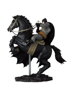 Medicom Toy MAFEX Batman The Dark Knight Returns Batman & Horse
