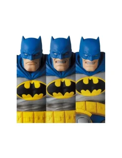 Medicom Toy MAFEX Batman The Dark Knight Returns Batman Blue Version & Robin