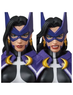 Medicom Toy MAFEX Batman Hush Huntress