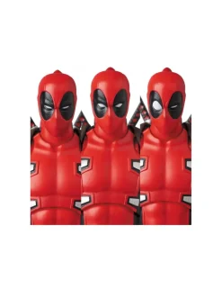 Medicom Toy MAFEX Deadpool Gurihiru Art Version