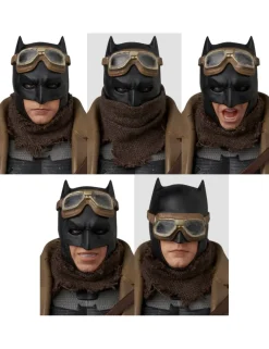 Medicom Toy MAFEX Zack Snyder's Justice League Knightmare Batman