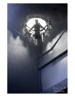 Neca Alien Romulus Suspended Lab Xenomorph XX121 Deluxe