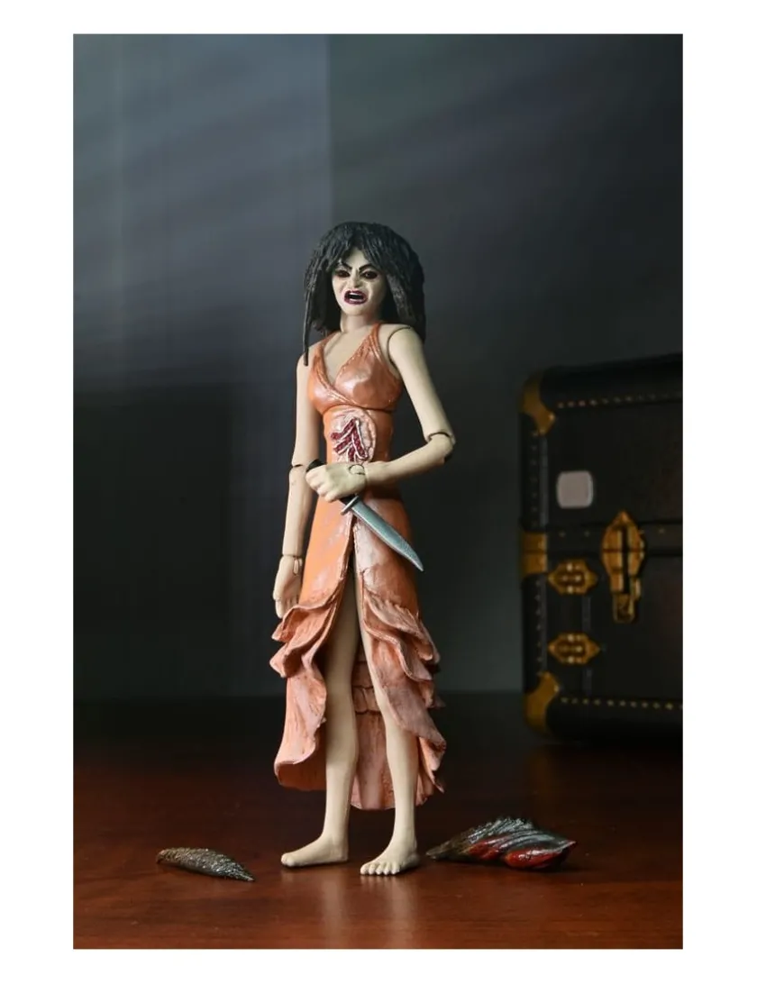 Neca Puppet Master Leech Woman & Toulon's Puppet Case