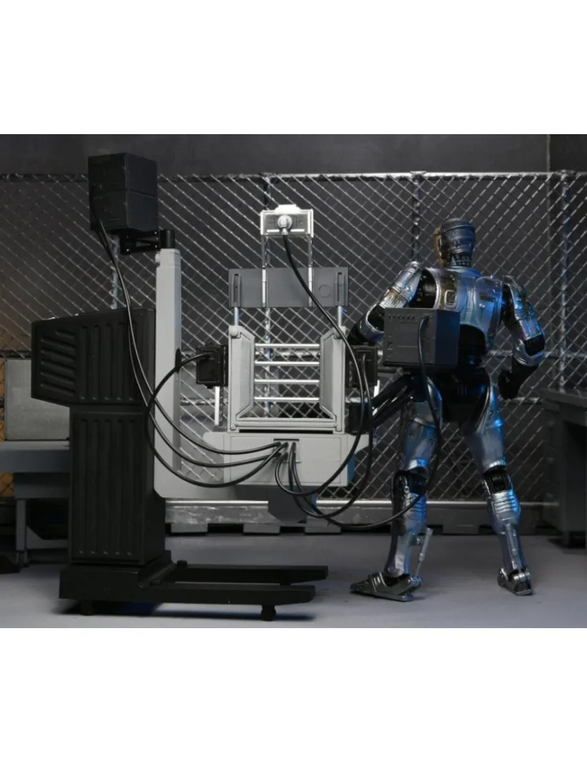 Neca Robocop Battle Damaged with Chair