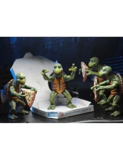 Neca Teenage Mutant Ninja Turtles Baby Turtles 1/4 Scale Figure Set