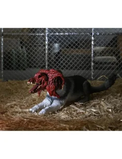 Neca The Thing Dog Creature Set
