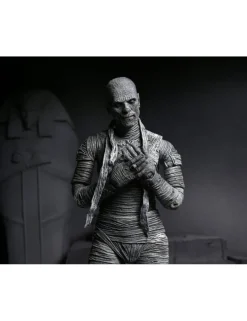 Neca Universal Monsters Ultimate The Mummy Black & White