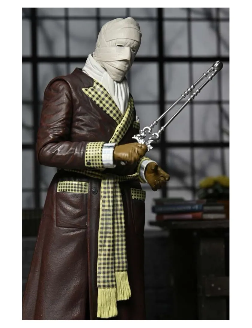 Neca Universal Monsters Ultimate Invisible Man Kemp House Color Version