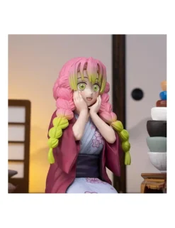Sega Premium Perching Figure Demon Slayer Kimetsu no Yaiba Mitsuri Kanroji Swordsmith Village Arc