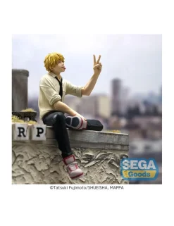 Sega Premium Perching Figure Chainsaw Man Denji