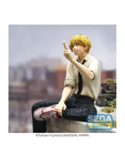 Sega Premium Perching Figure Chainsaw Man Denji